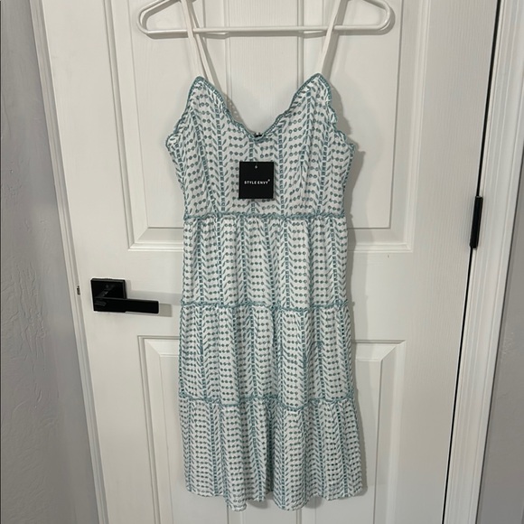 Style Envy White and Blue Midi Dress - Picture 1 of 7